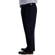 Haggar Mens Classic fit Chinos Pants 54 / 30 Black Solid Stretch