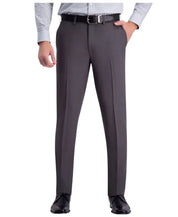 Haggar Mens Slim fit Dress Pants 32 / 30 Charcoal Grey Solid Stretch
