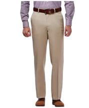 Haggar Mens Classic fit Dress Pants 44 / 32 Beige Solid Stretch