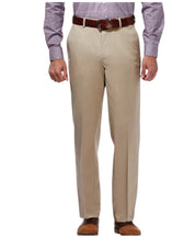 Haggar Mens Classic fit Dress Pants 44 / 29 Beige Solid Stretch
