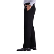 Haggar Mens Straight fit Dress Pants 32 / 32 Black Solid Stretch