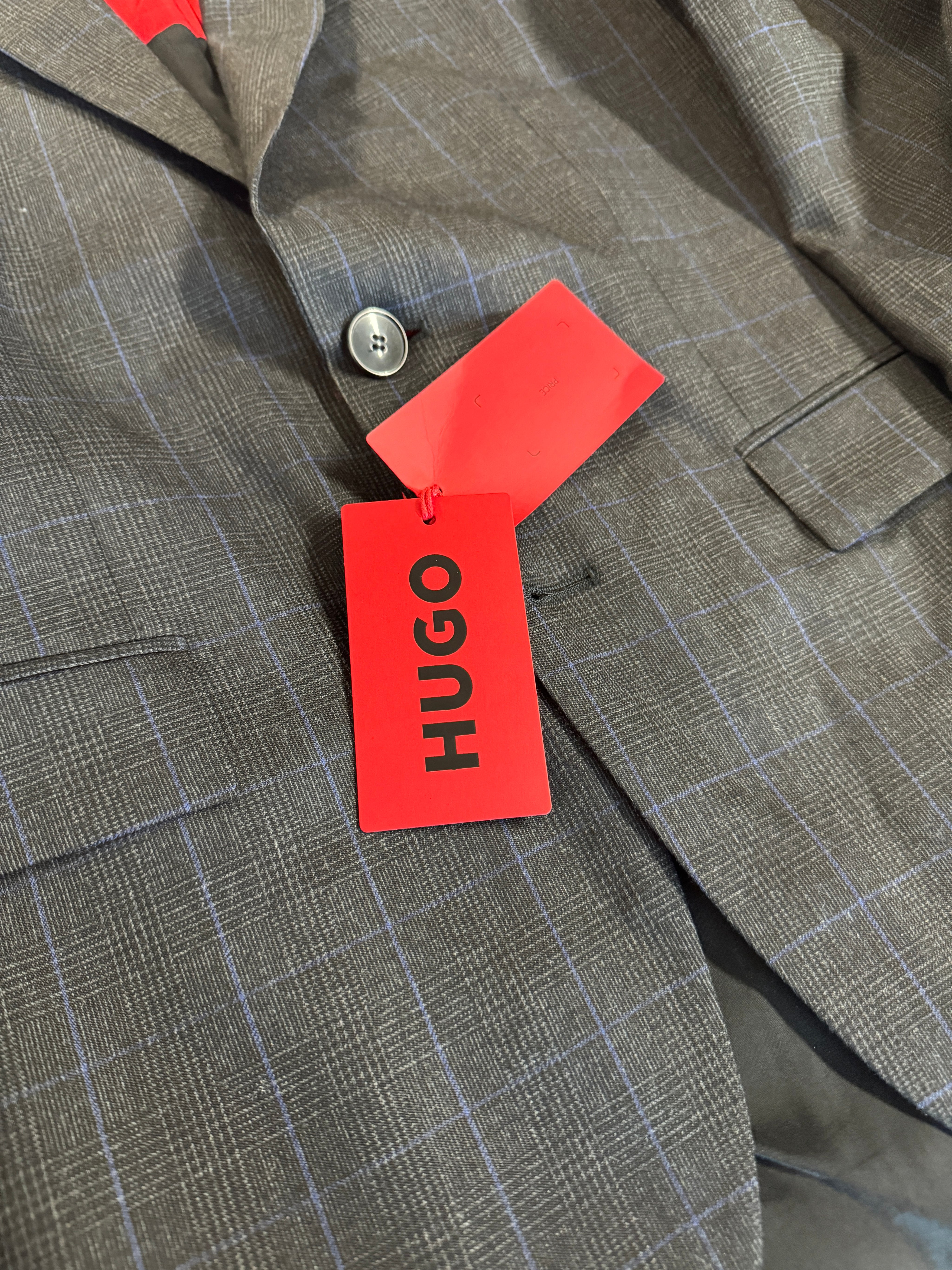 HUGO BOSS Men's Suit Jacket 36R Charcoal Plaid Modern Fit Wool