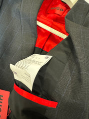 HUGO BOSS Men's Suit Jacket 36R Charcoal Plaid Modern Fit Wool