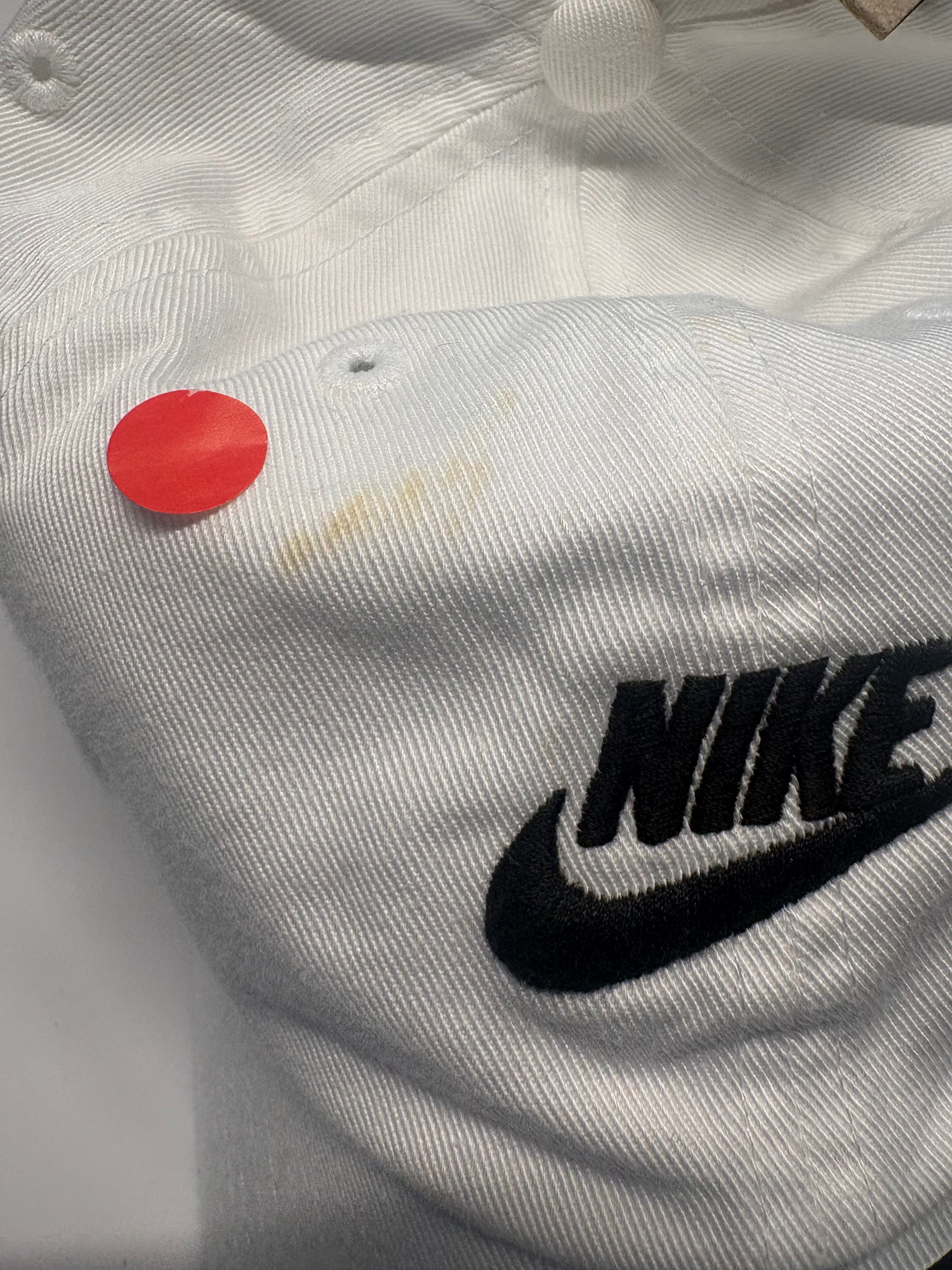 Nike White Club Baseball hat Small / Medium