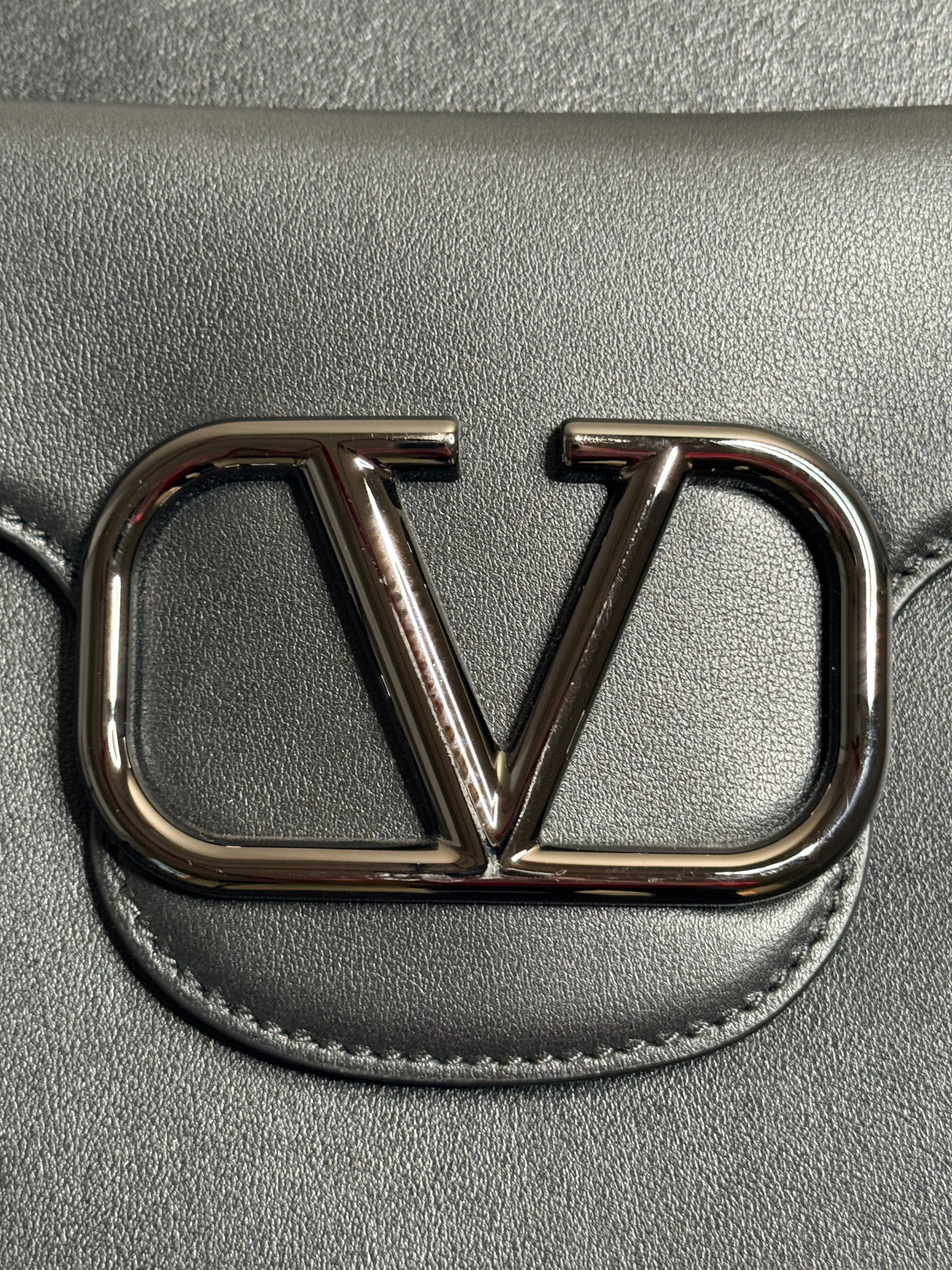 Valentino Garavani Leather Camera Case Protective Carry Bag for DSLR Black Leather
