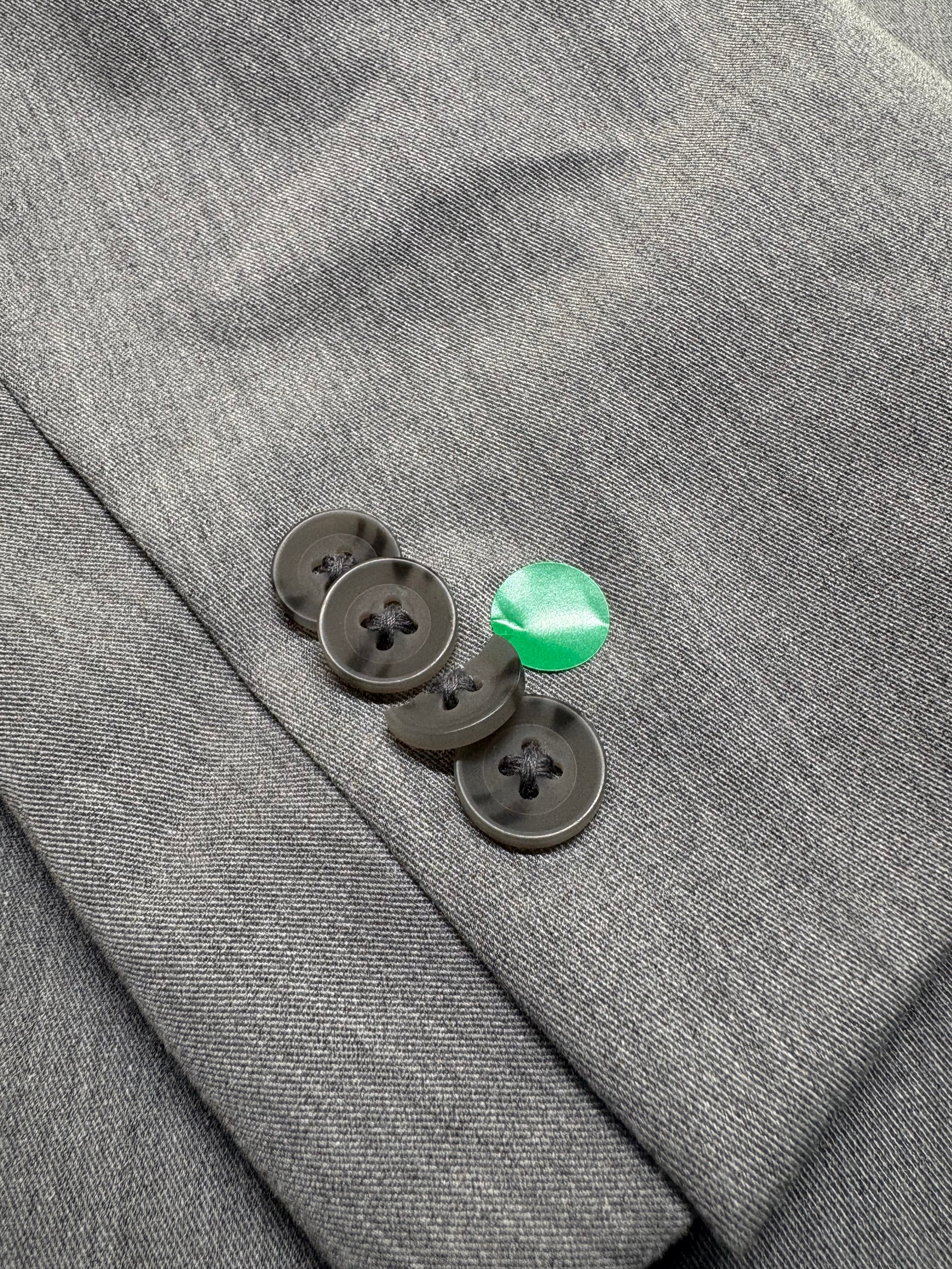 Kenneth Cole Mens Slim fit Suit Jacket Blazer 44 L Light Gray Solid