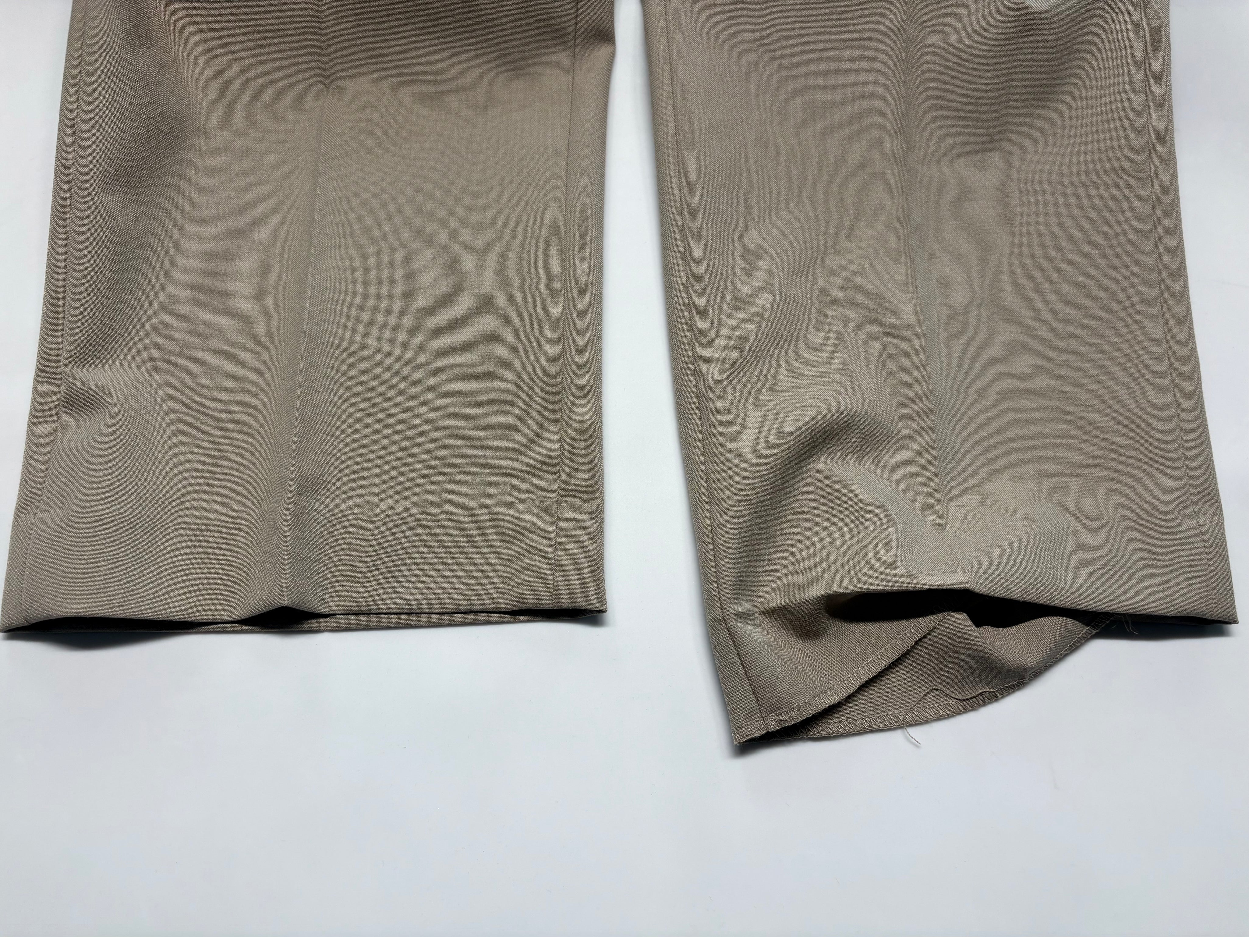 Calvin Klein Mens Slim fit Dress Pants 36 / 30 Tan Beige Solid