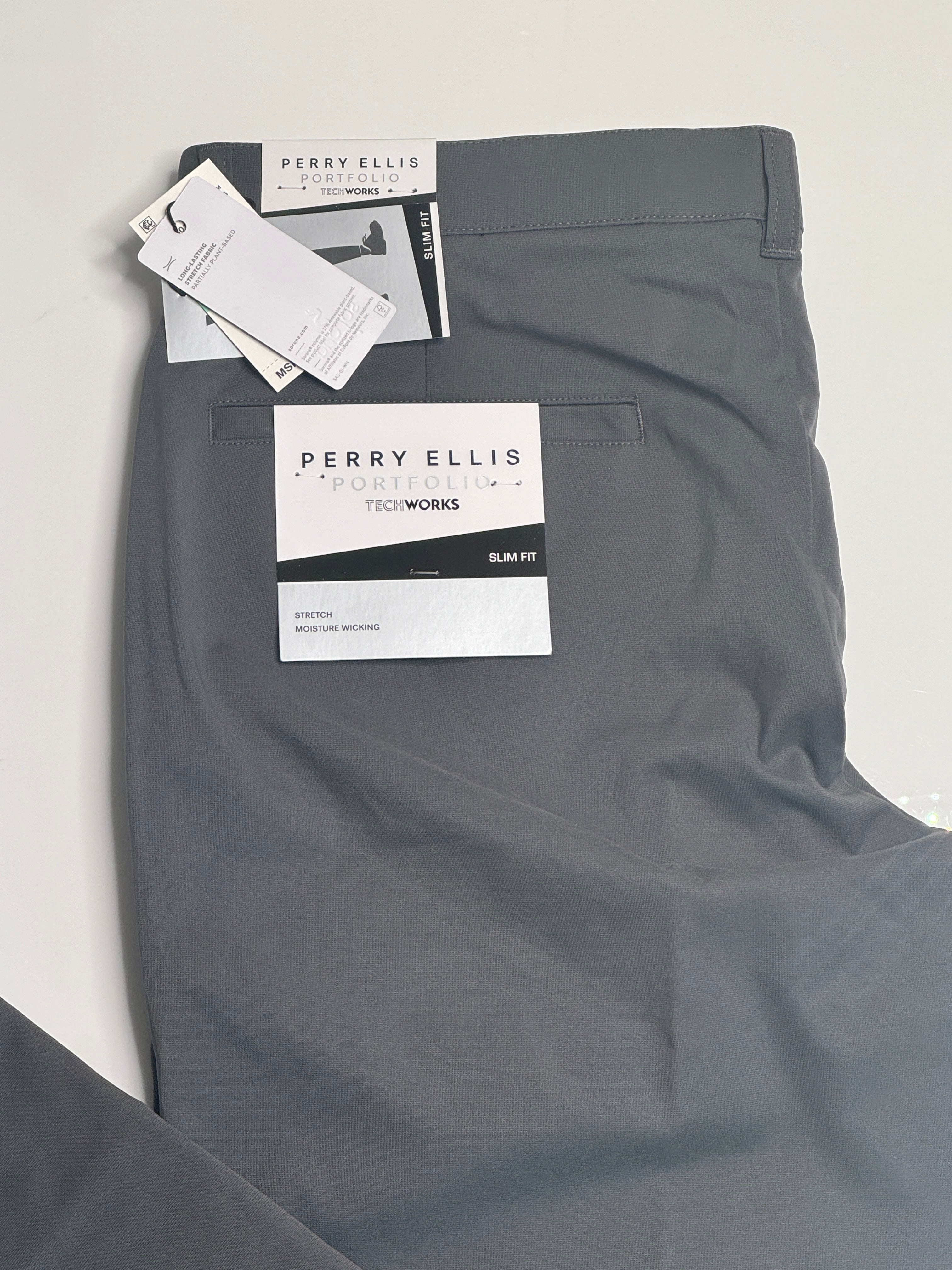 PERRY ELLIS PORTFOLIO Men's Slim-Fit Solid Tech Pants Magnet Grey 34 x 34