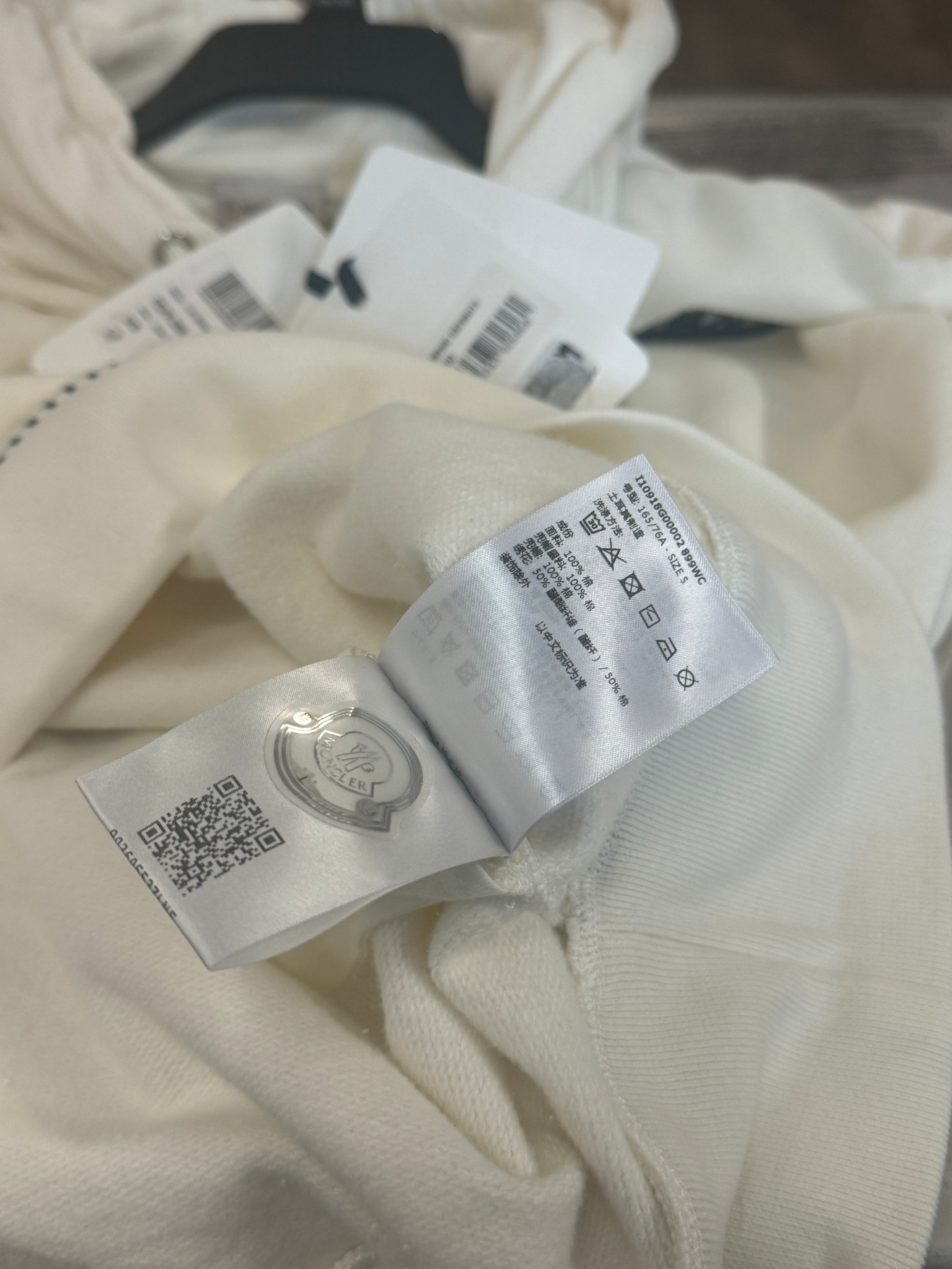 Moncler Mens Logo Pullover Hoodie Sweatshirt Small White