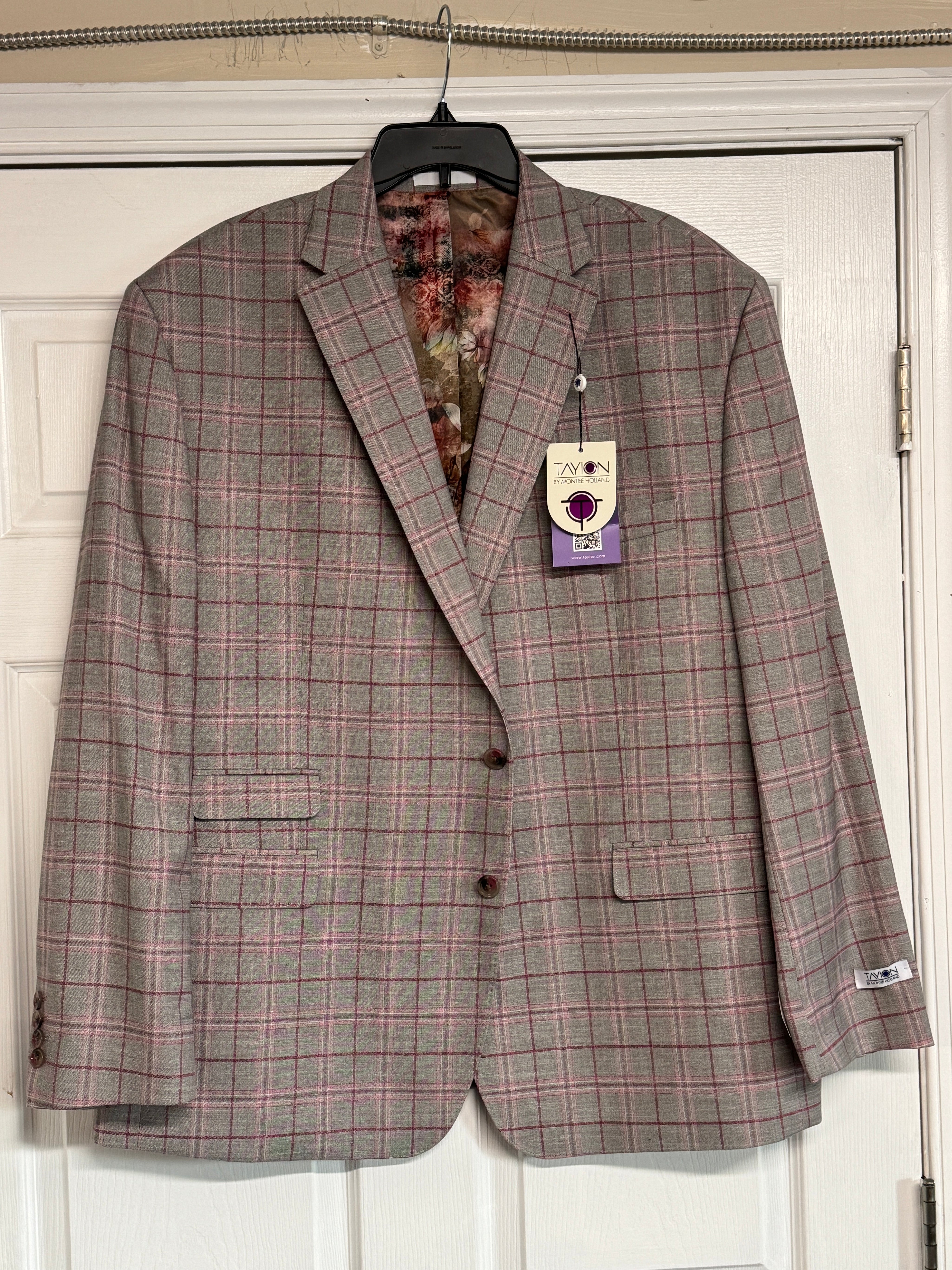 Tayion Collection Mens Classic fit Sport Coat Blazer 50 R Grey / Cranberry Plaid