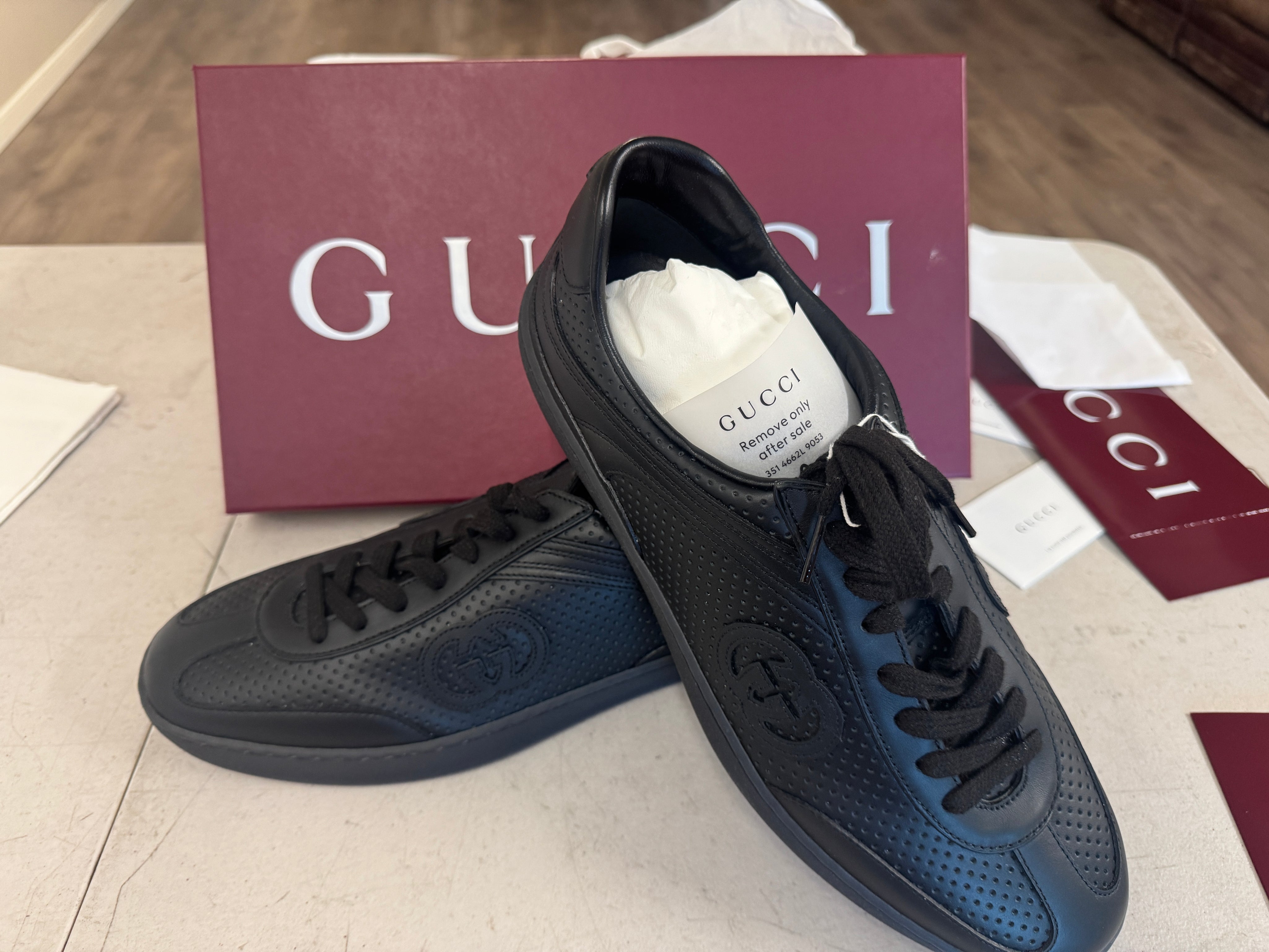 Gucci Mens G75 Low Top Leather Sneaker Size 11 D Black Made in Italy