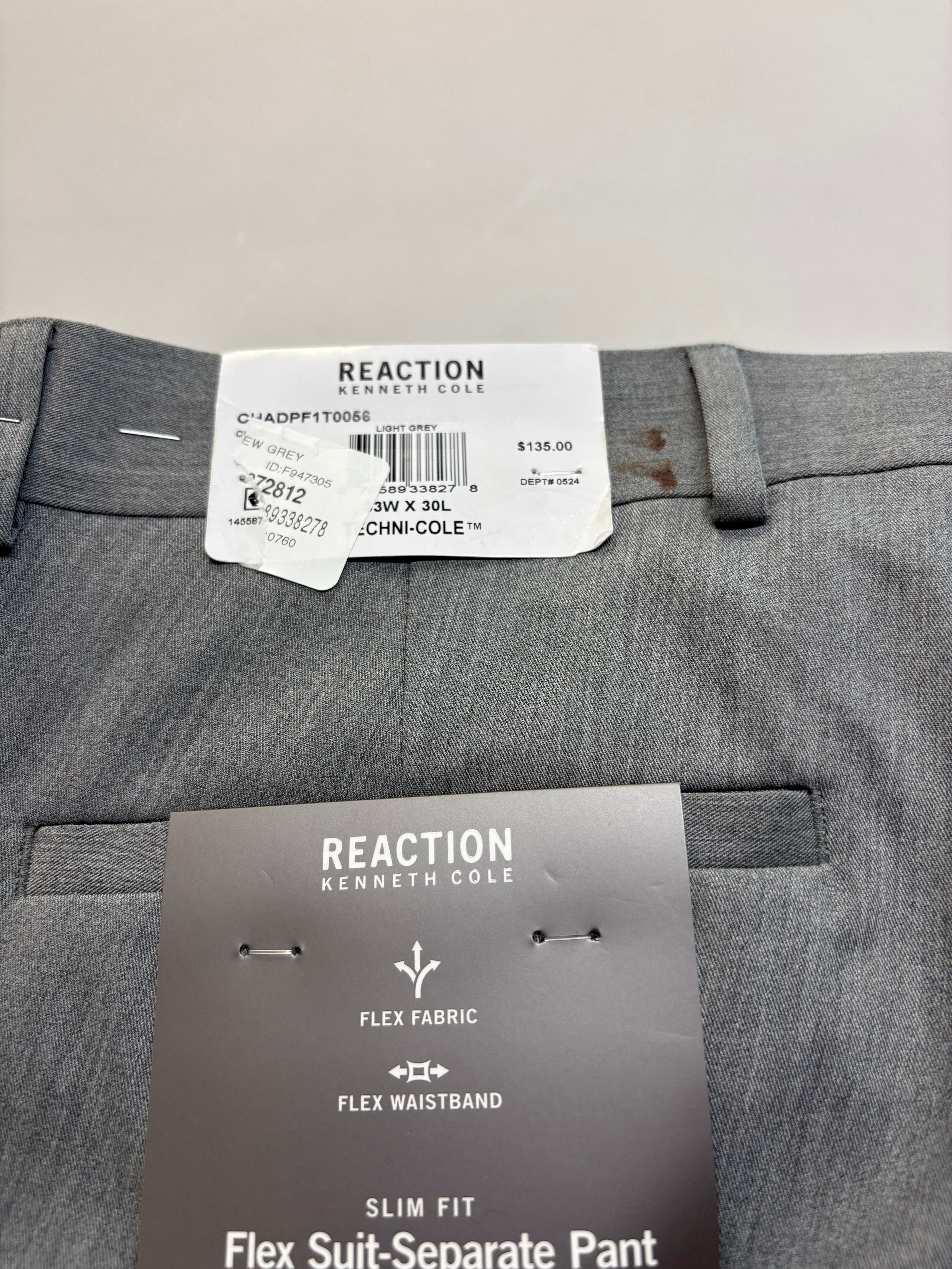 Kenneth Cole Mens Slim fit Dress Pants 33 / 30 Light Grey Solid Stretch