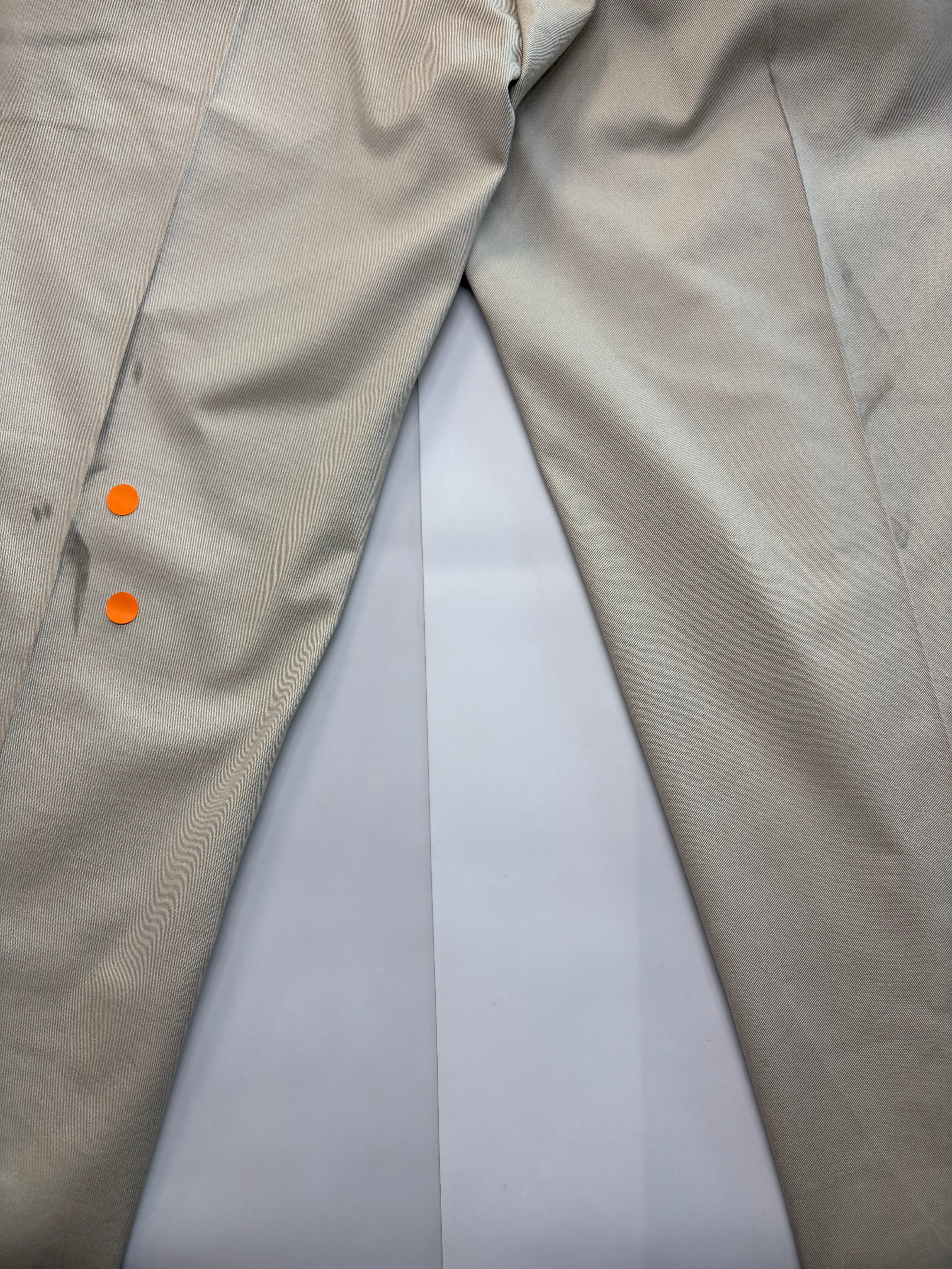 Haggar Mens Straight fit Cotton Dress Pants 32 / 30 Beige Solid