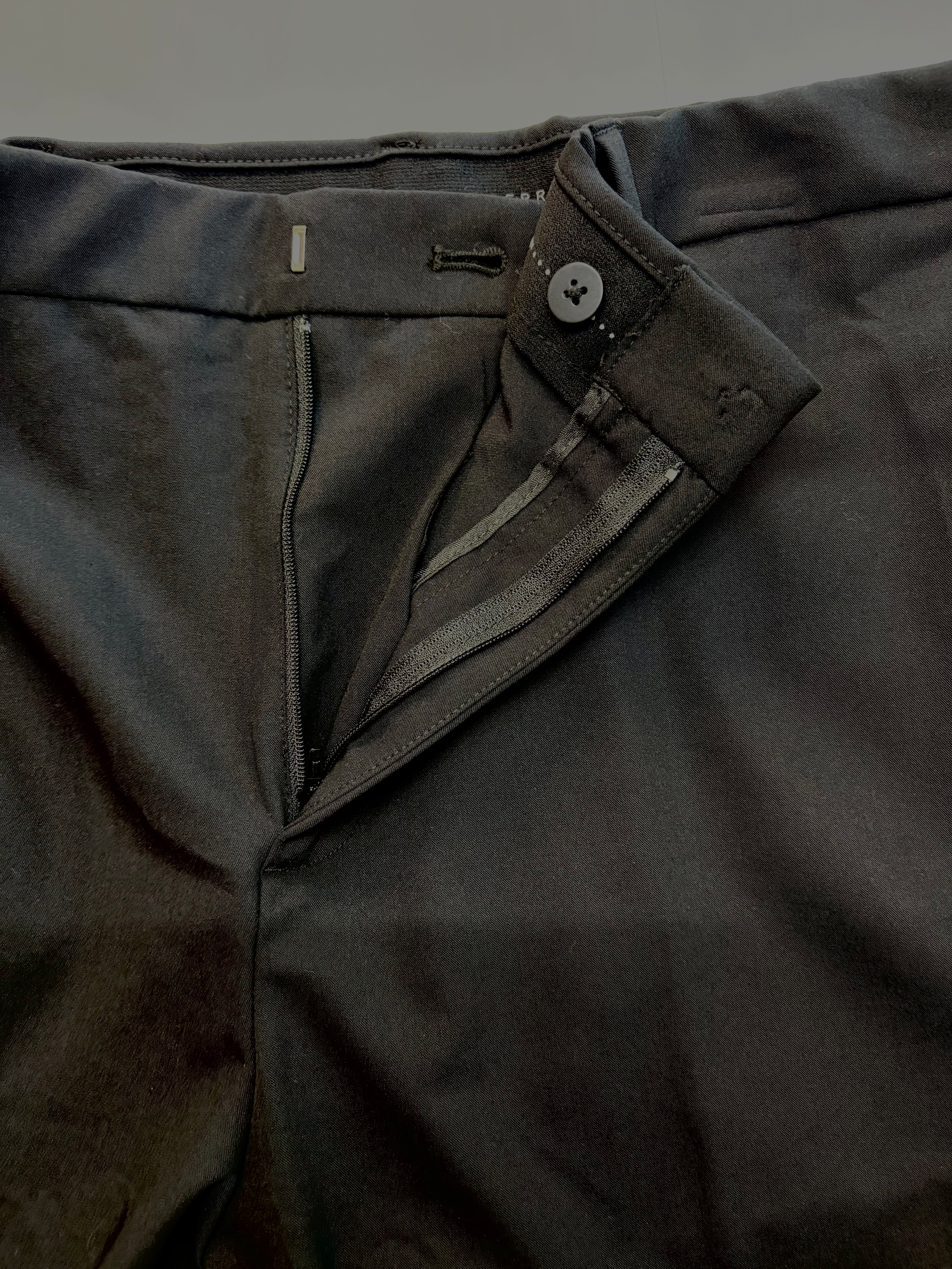 Perry Ellis Mens Modern fit Dress Pants 40 / 30 Black Solid