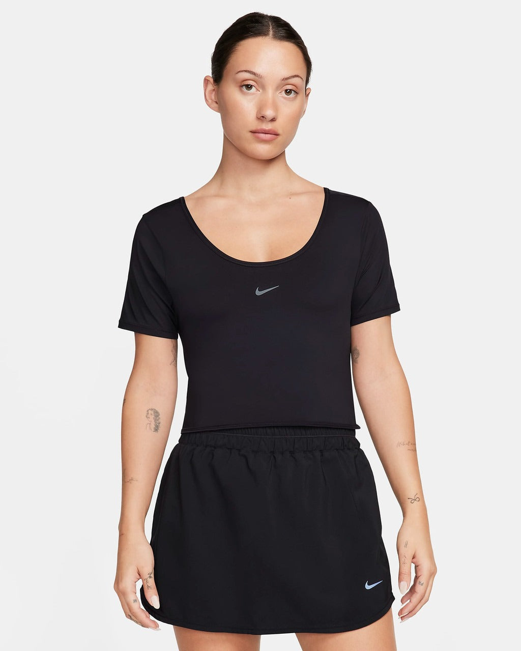Nike Womens Regular fit Short Sleeve T-Shirt Shirt Large Black Solid Quick Dry