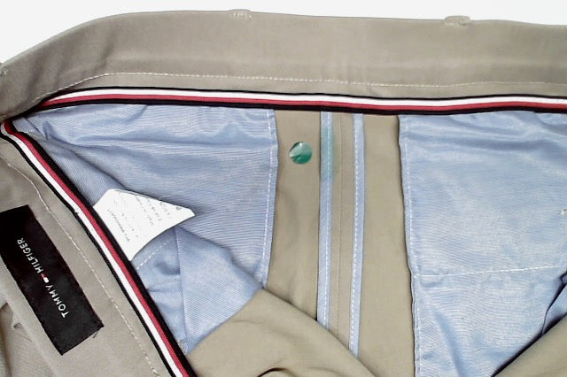 Tommy Hilfiger Mens Modern fit Dress Pants 32 / 32 Beige Solid Stretch