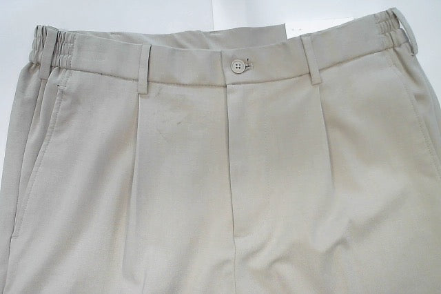 Tommy Hilfiger Mens Relaxed fit Dress Pants 32 / 32 Beige Solid