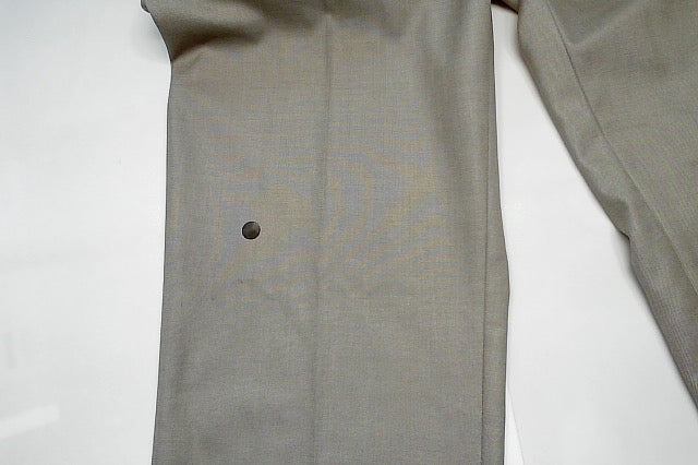 Kenneth Cole Mens Slim fit Dress Pants 33 / 32 Beige Solid