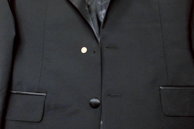 Calvin Klein Mens Slim fit Wool Tuxedo Jacket Blazer 44 R Black Solid Stretch