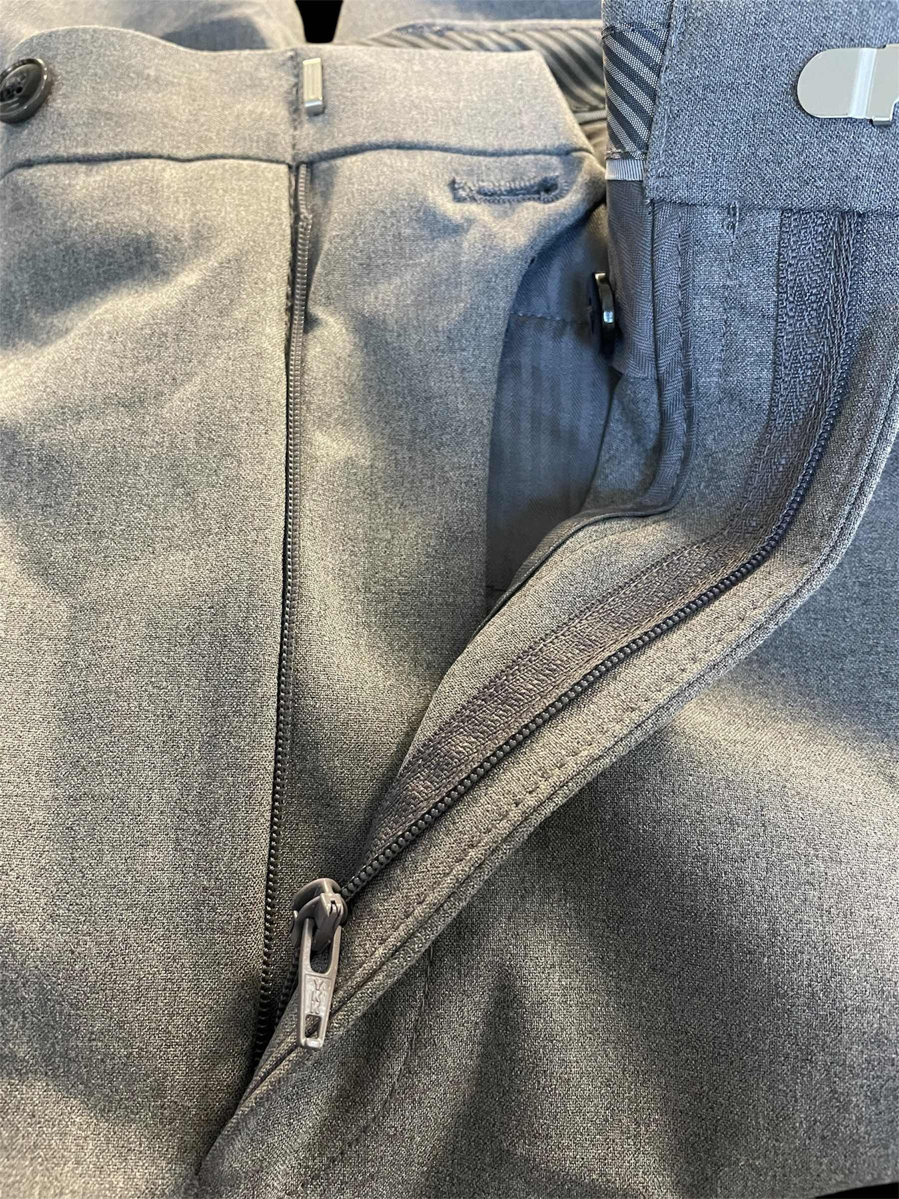 Michael Kors Mens Classic fit Dress Pants 38 / 30 Grey Solid Stretch