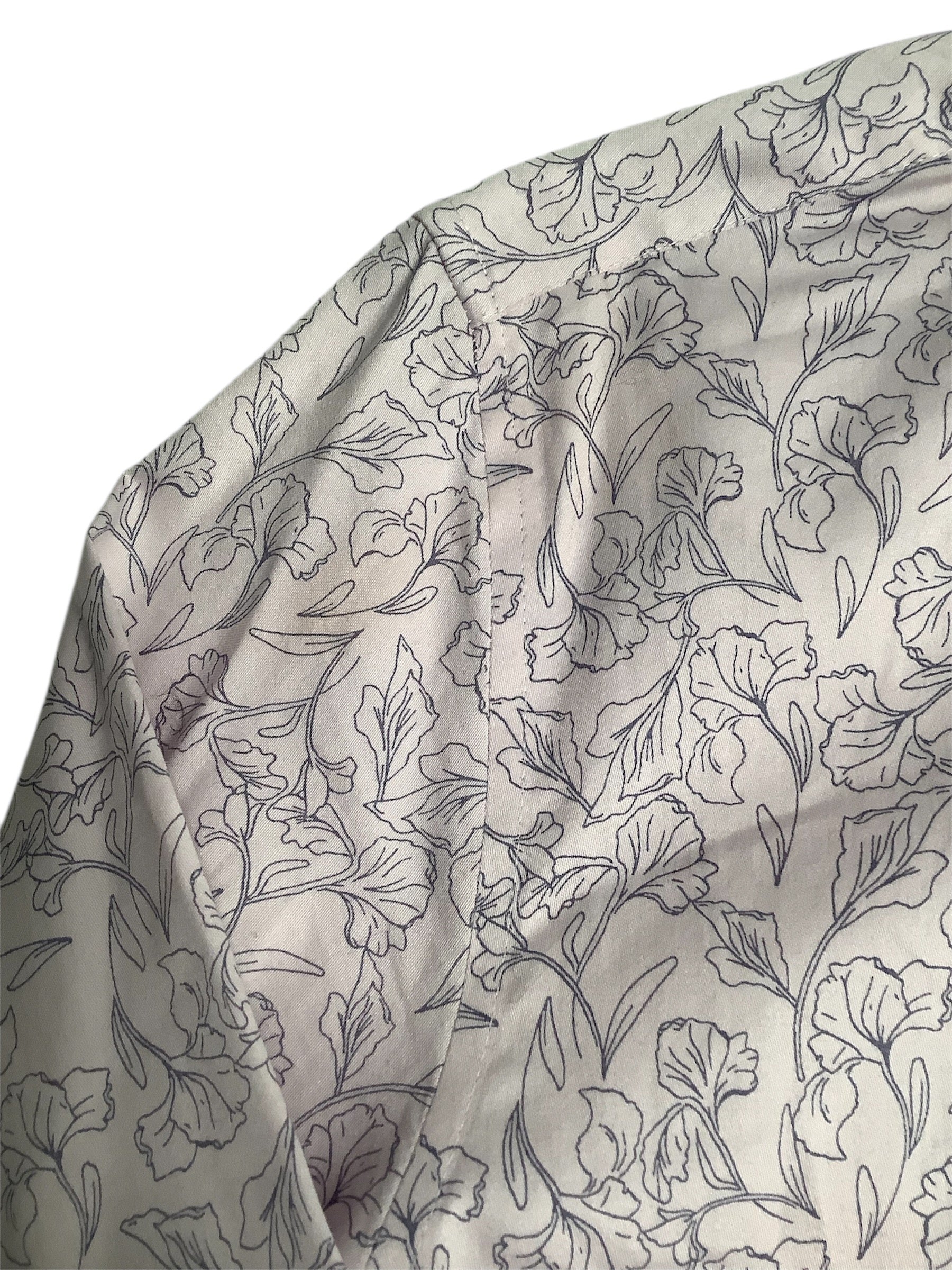 Bar III Mens Slim fit Long Sleeve Button-Up Shirt Small Purple Floral