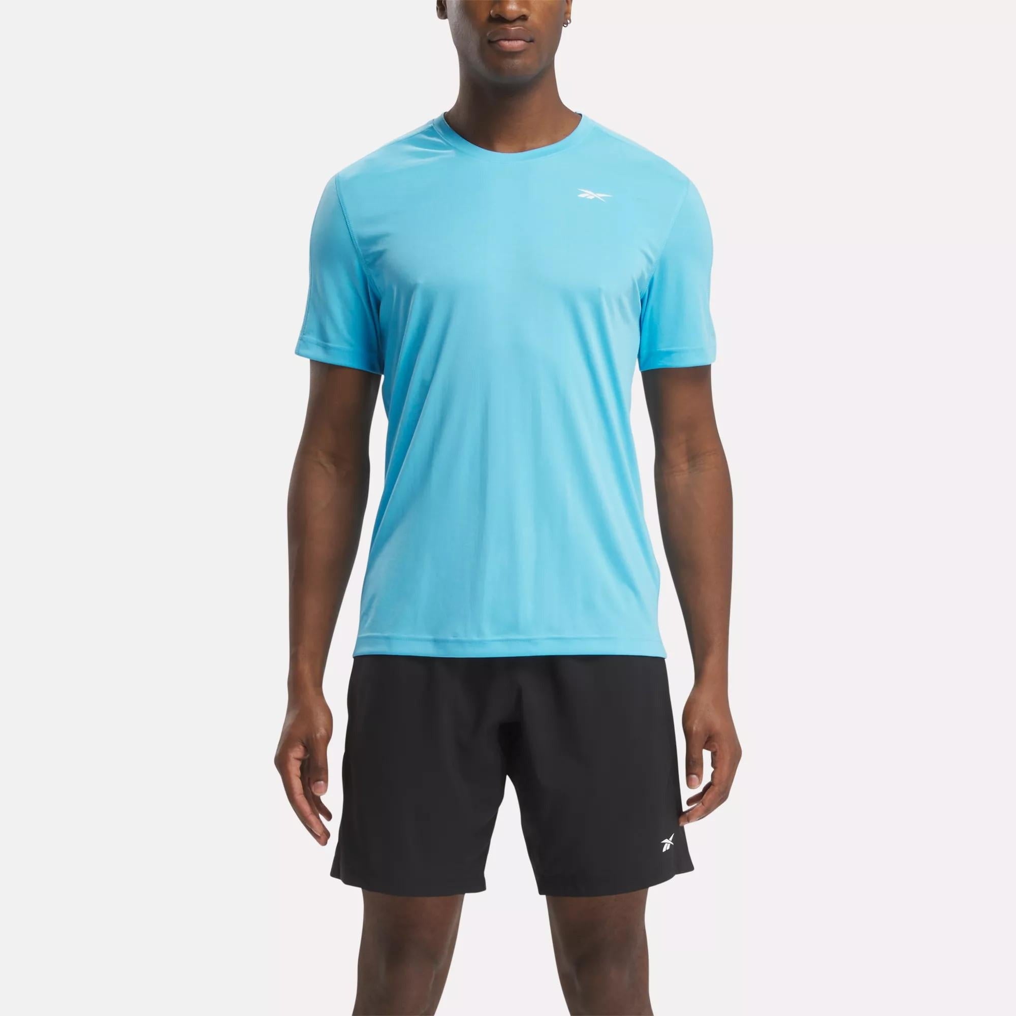 reebok-training-tech-t-shirt_81a_bb68198d-406d-4422-9387-9a41d76cf653.jpg