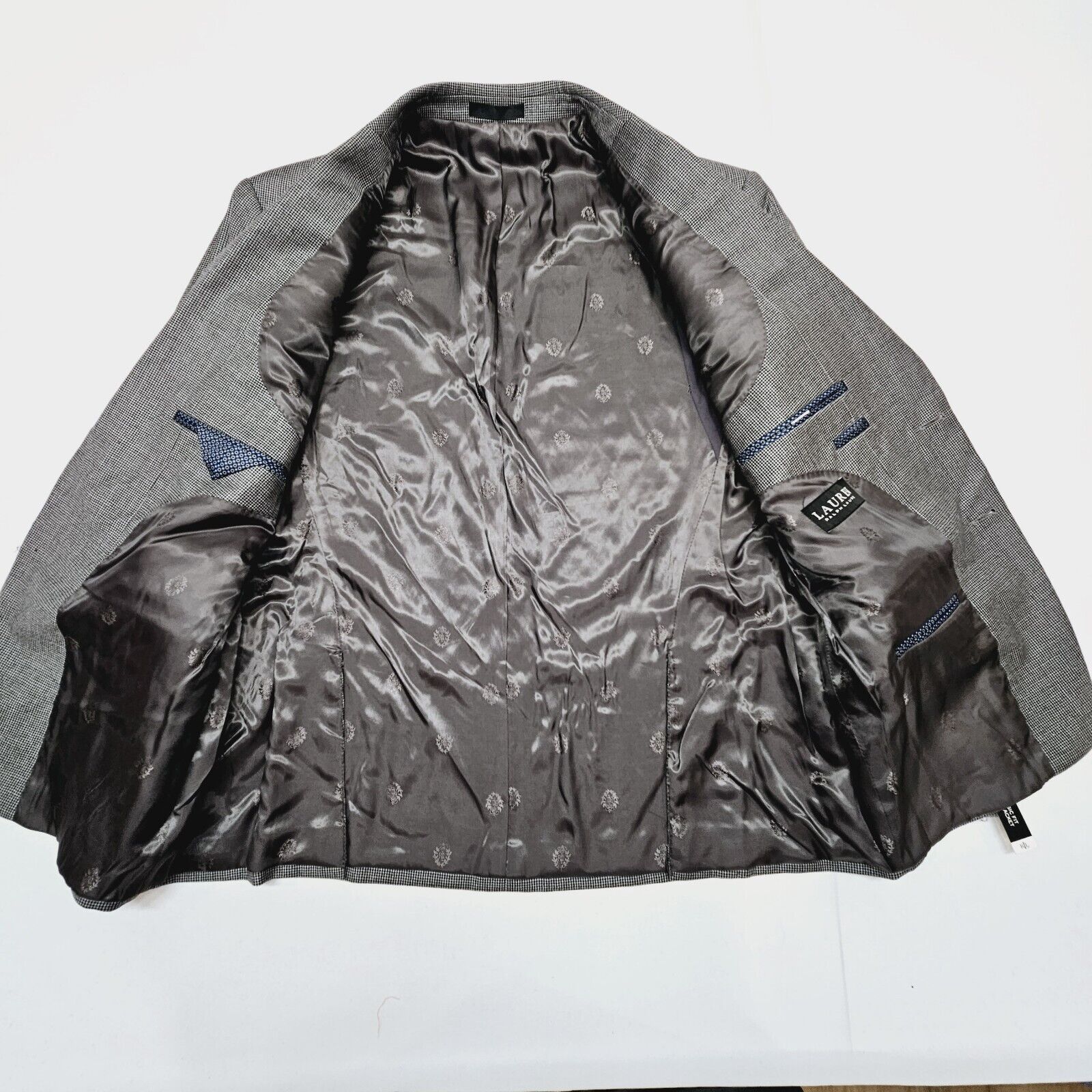 Club Room Mens Regular fit Puffer Jacket Vest Large Black Solid Packable