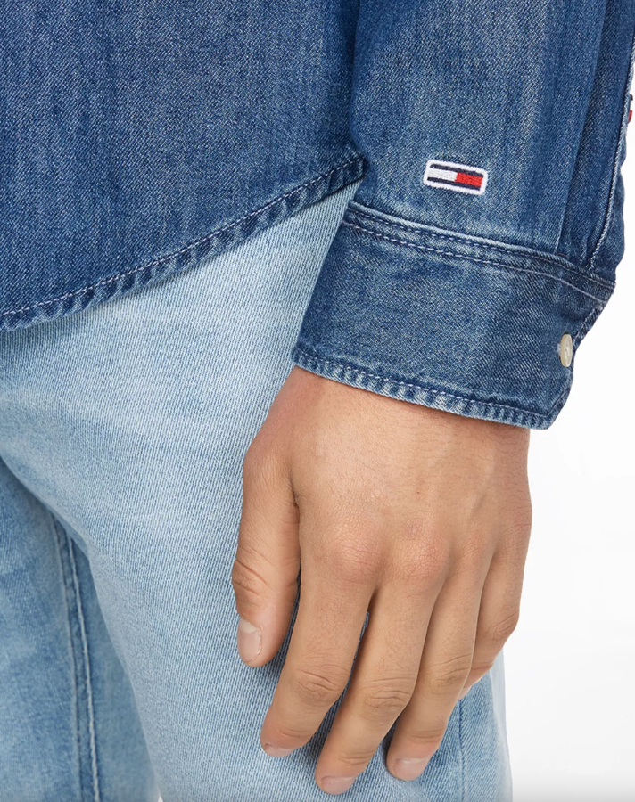 Tommy Hilfiger Tommy Jeans Mens Lasered Wide Denim Button Down Shirt Medium