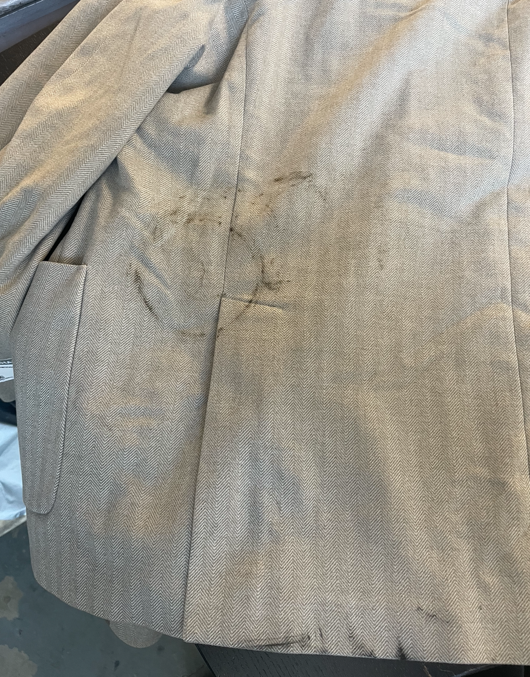 Michael Kors Mens Classic fit Sport Coat Blazer 48 R Beige Herringbone