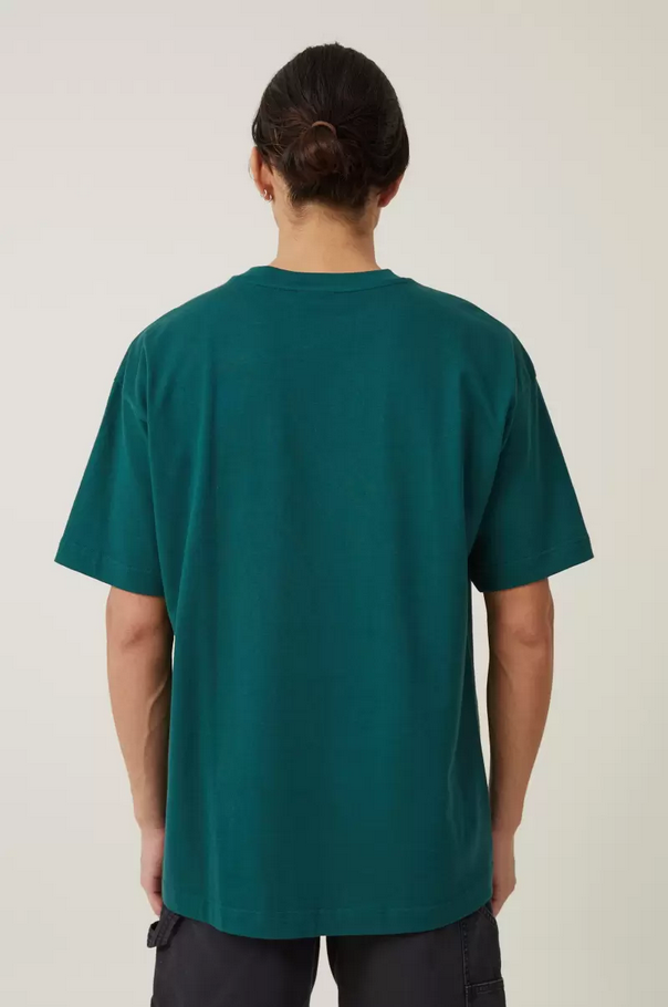 COTTON ON Mens Box Fit Graphic Logo Short Sleeve T Shirt Mount Fuji Green Small