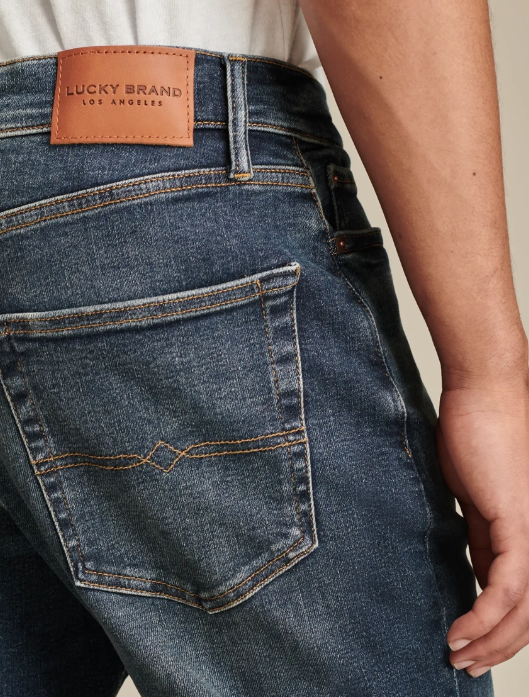 Lucky Brand Men's 411 Athletic Taper Stretch Jeans Kerwood Blue 42 x 32