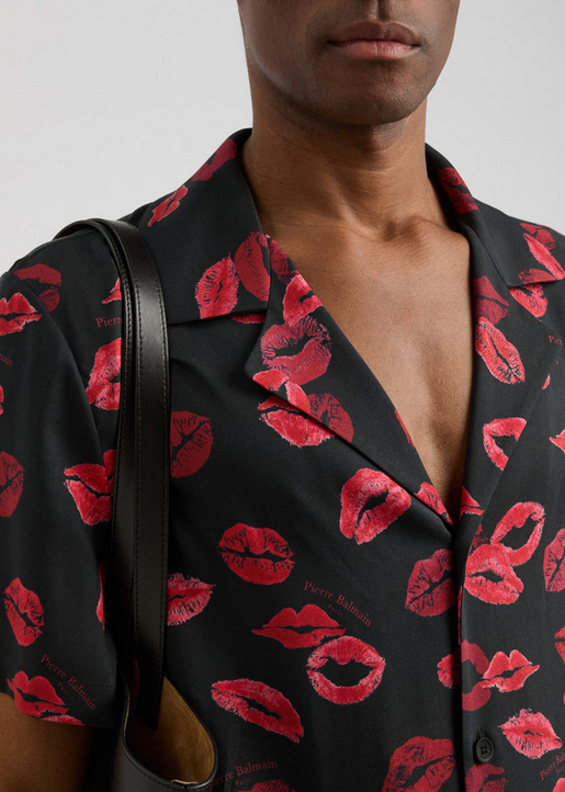 Balmain Mens Regular Fit Short Sleeve Button Up Kiss Shirt Black EU 50 US 40