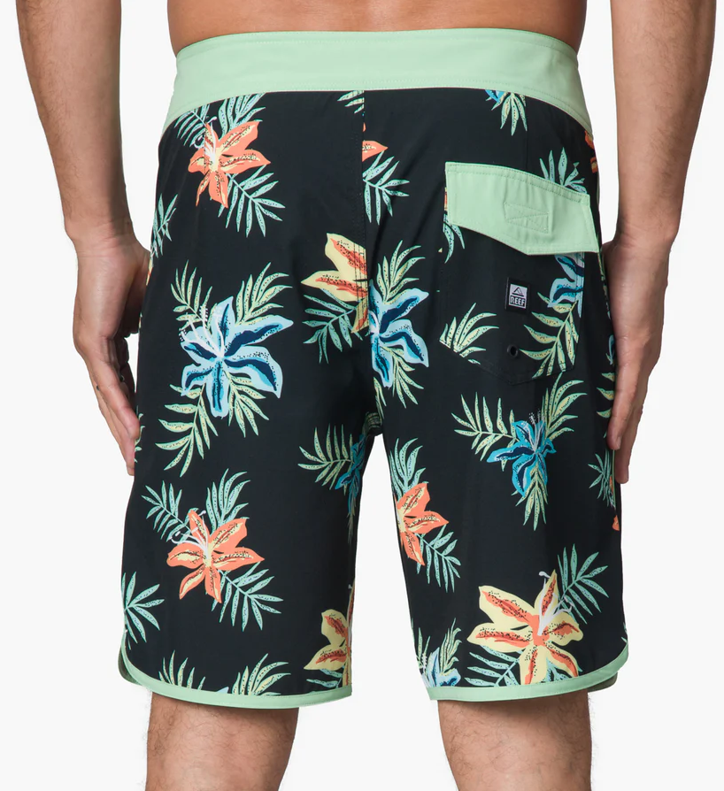 Reef Men Regular fit Board Shorts Swimwear 34 /  Black Floral