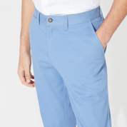 Nautica Mens Classic fit Chinos Pants 30 / 32 Light Blue Solid Stretch