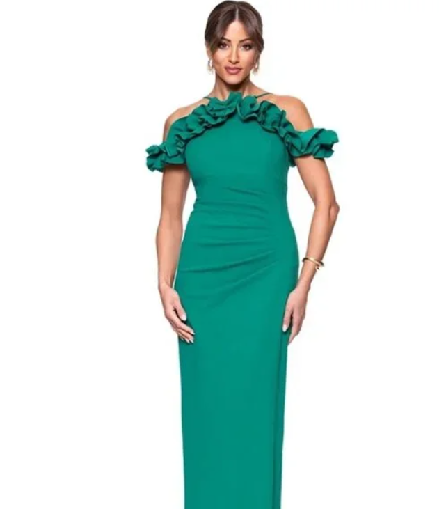 XSCAPE Women's Classic Fit Halter Strap Ruffled Gown 6 Green