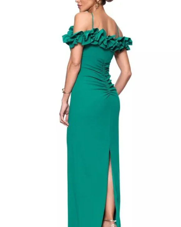 XSCAPE Women's Classic Fit Halter Strap Ruffled Gown 6 Green