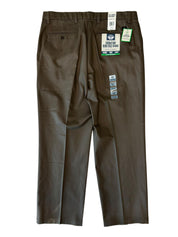 Dockers Mens Classic fit Cotton Dress Pants 33 / 30 Brown Solid