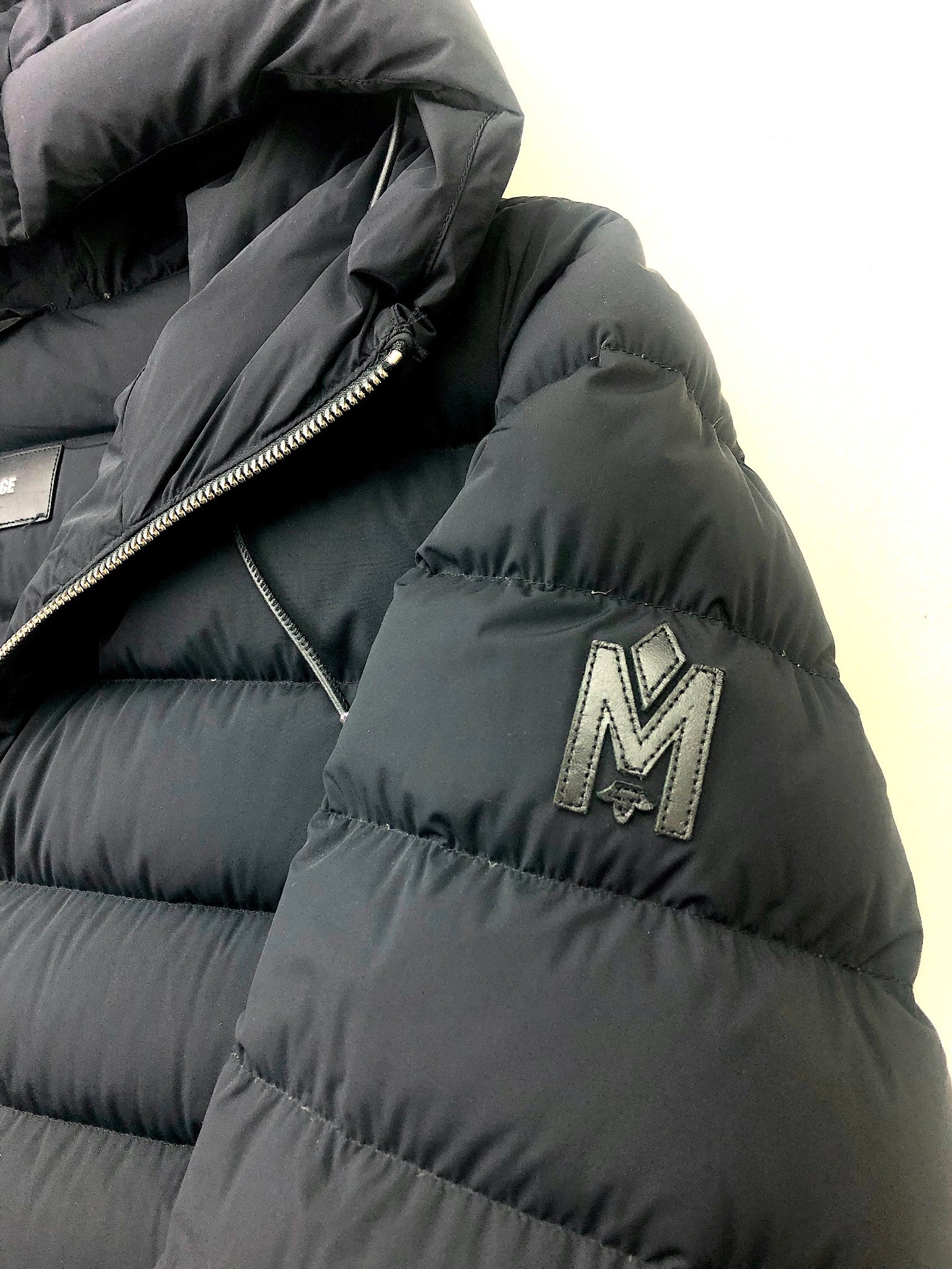 Mackage Jack Agile-360 Stretch Light Hooded Down Jacket Size 42 Black